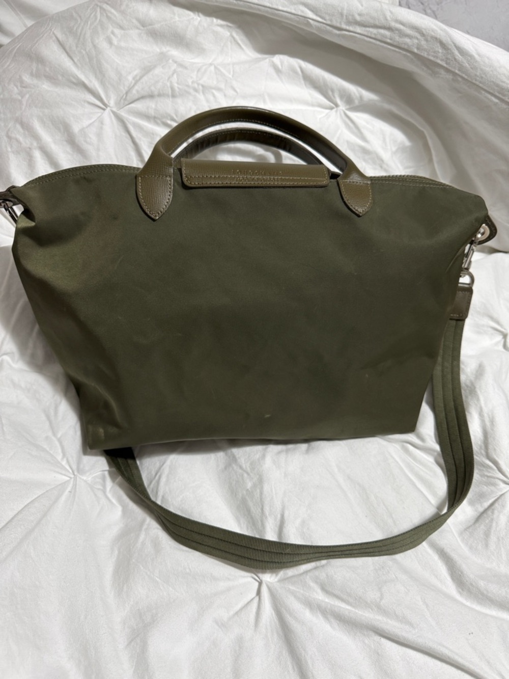 Longchamp Le Pliage Olive Nylon Tote with Leather Trim and Detachable Strap - Picture 4 of 9